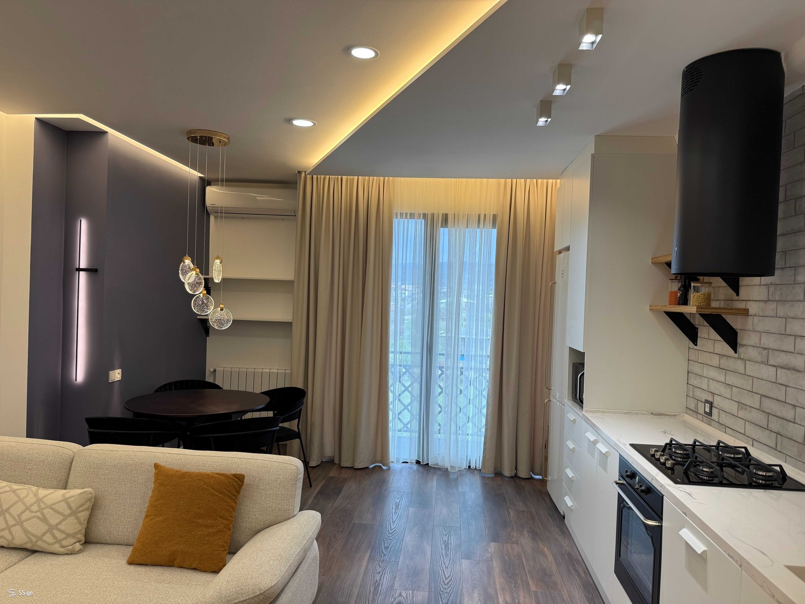 26 - 3 rooms