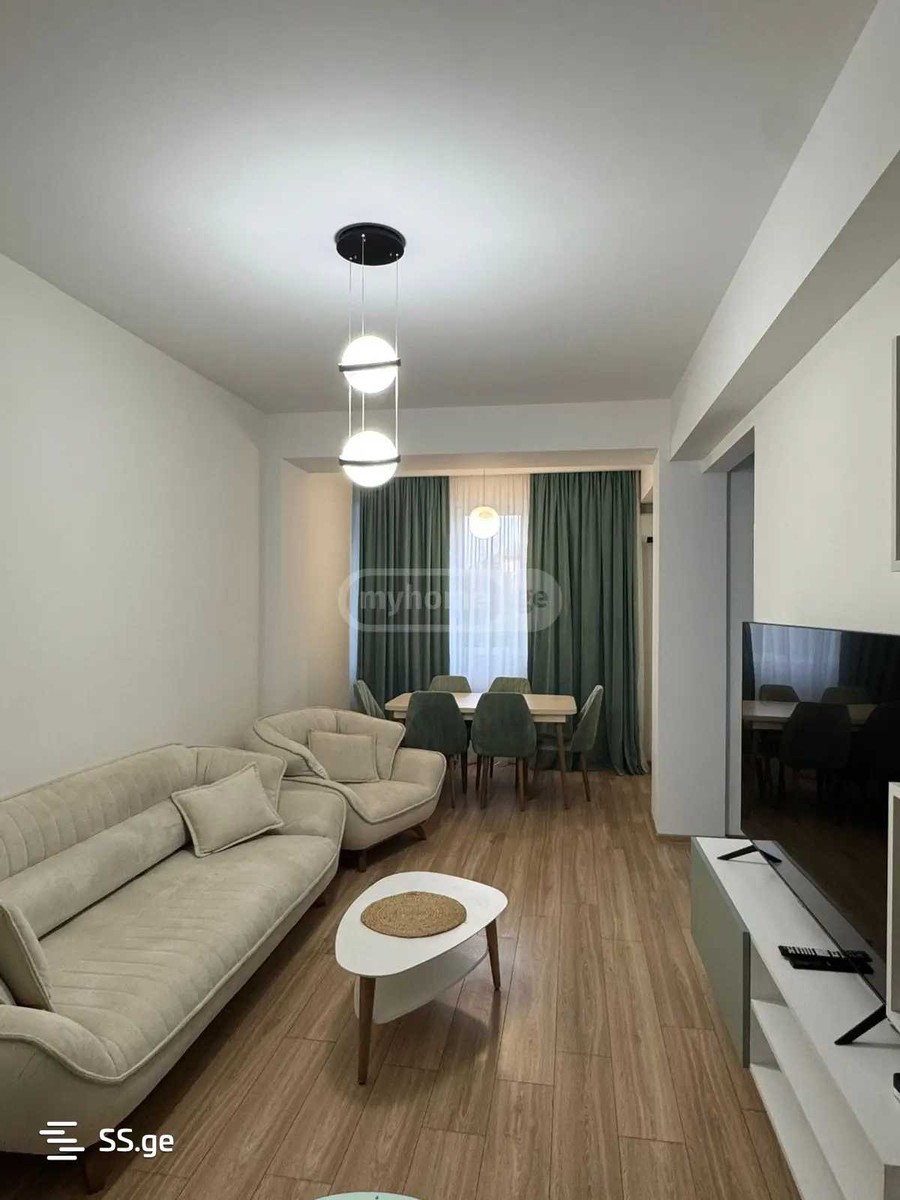 n. zhvania st. 12 - 3 rooms