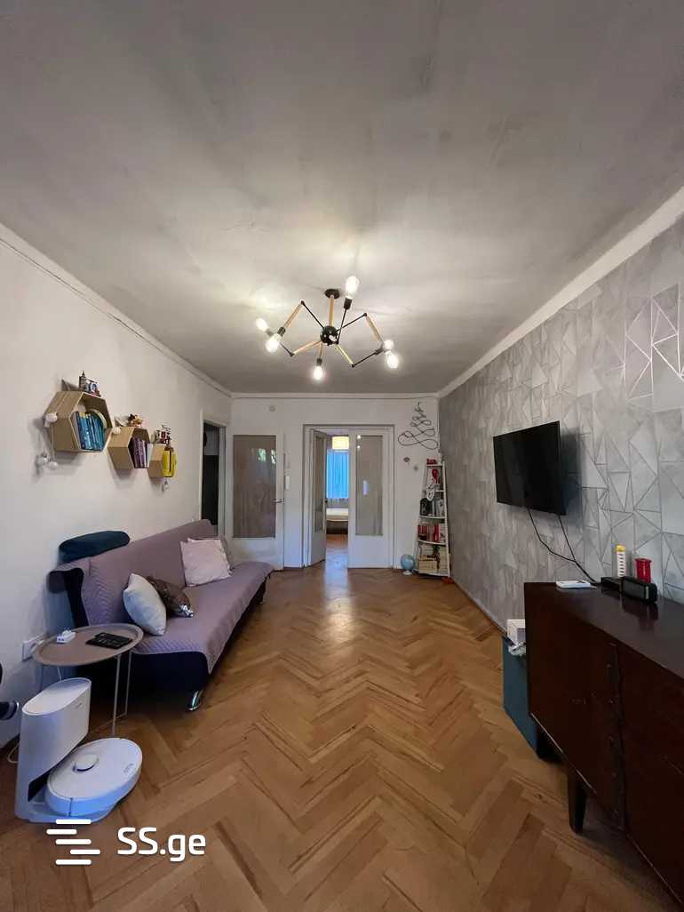 D.Kifiani st. - 3 rooms