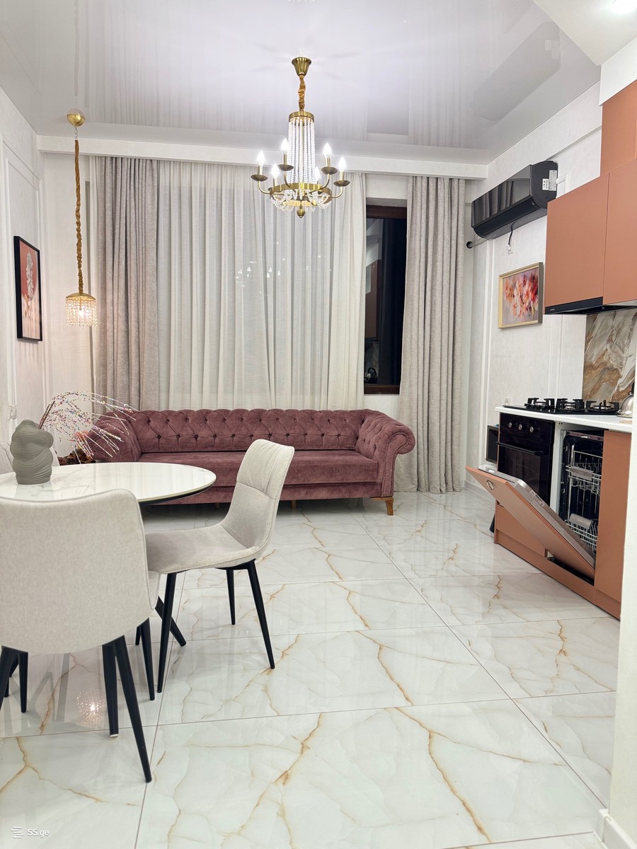 nucubidze st. 211 - 3 rooms