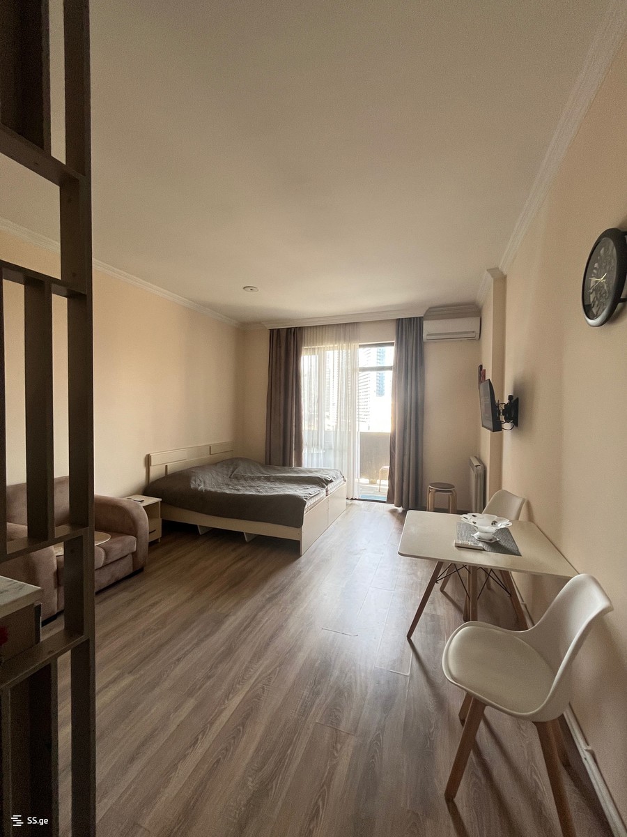 129 - 1 rooms