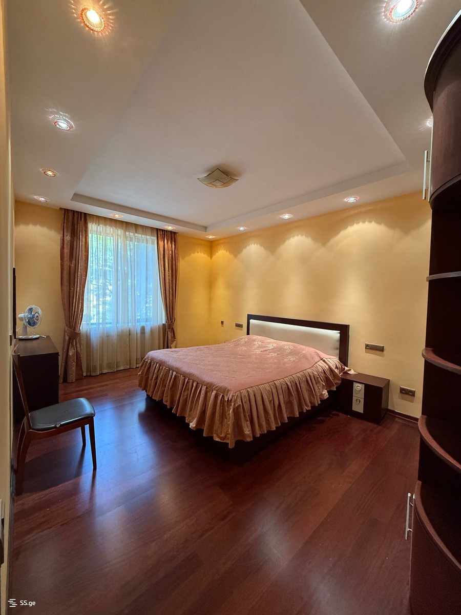 mckheta st. - 5 rooms