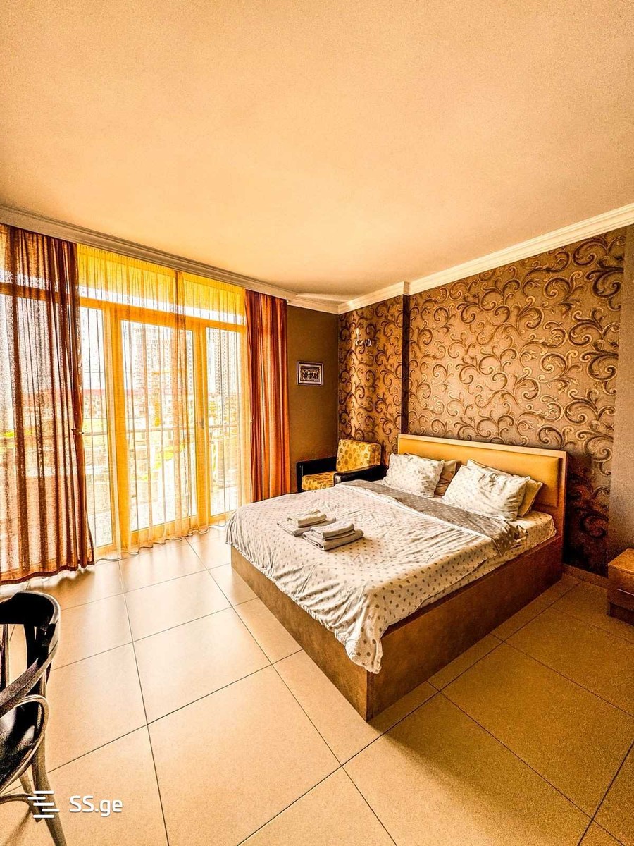 1 - 1 rooms