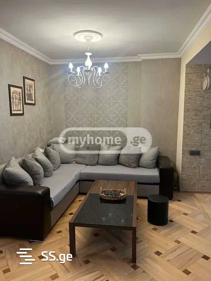 bakhtrioni st. 26 - 3 rooms