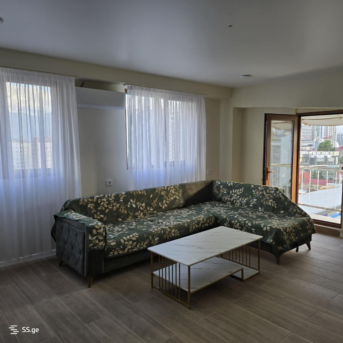 Chavchavadze st. 78/88 - 4 rooms