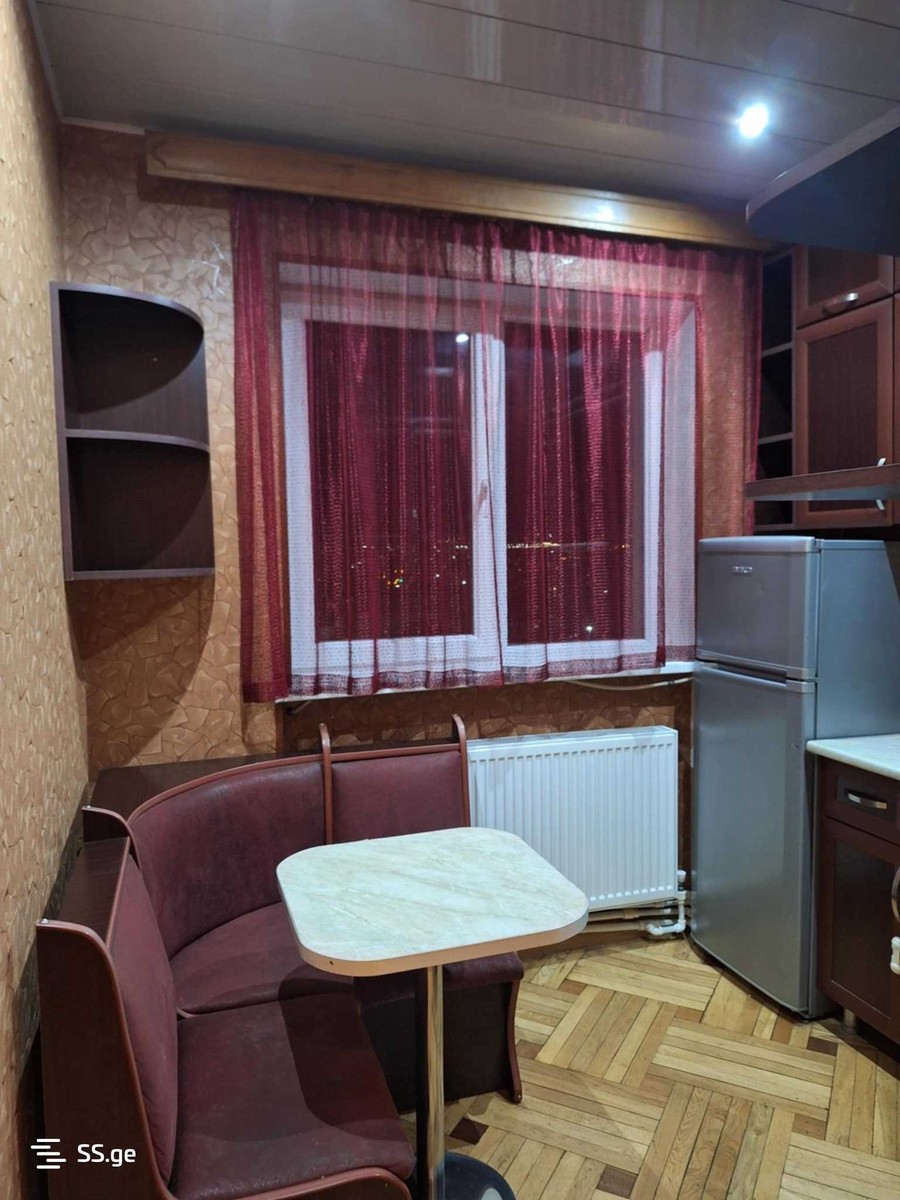Micro. III, bl. IV - Temka 60 - 1 rooms