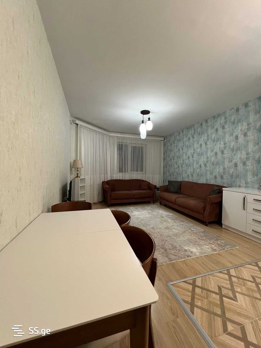 Beri Gabriel Salosi Ave. - 3 rooms