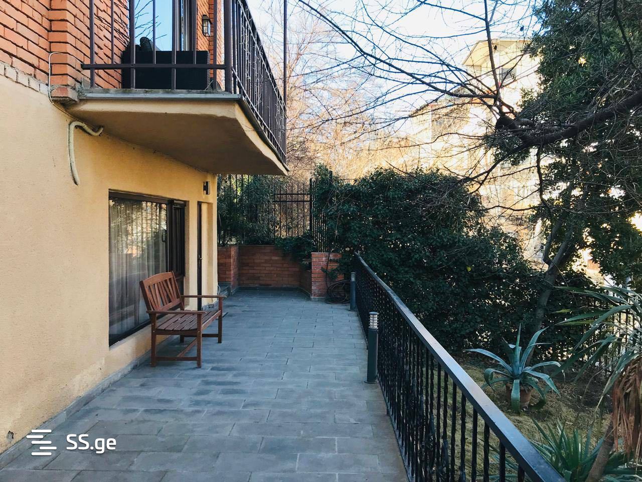 a.razmadze st. 17 - 2 rooms