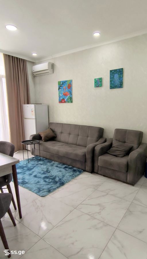 Lech and Maria Kaczynski street 25 - 2 rooms