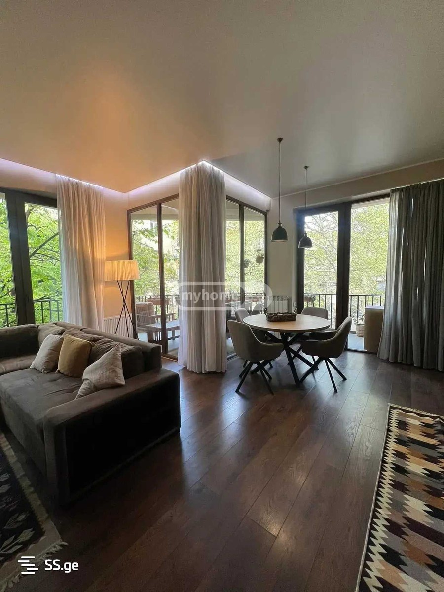barnovi st. - 3 rooms