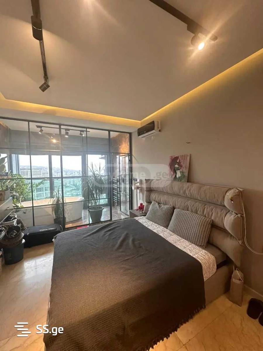 universiteti st. 24 - 2 rooms