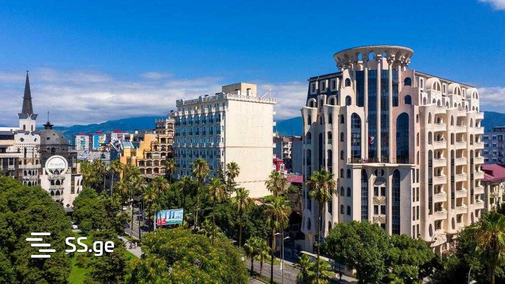 Sh. Rustaveli Ave. 25 - 2 rooms