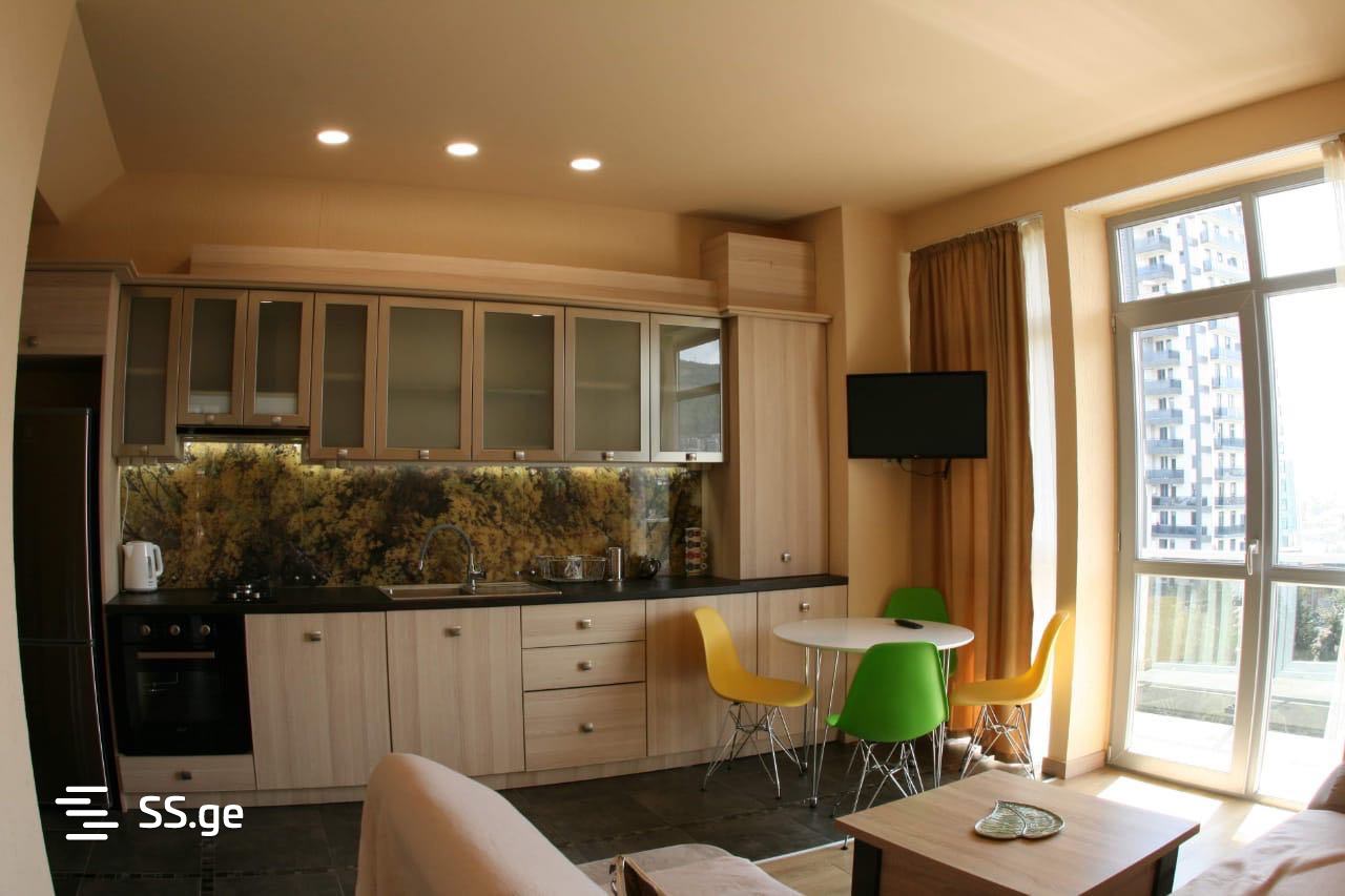 Квартира L. Aleksidze St. 6