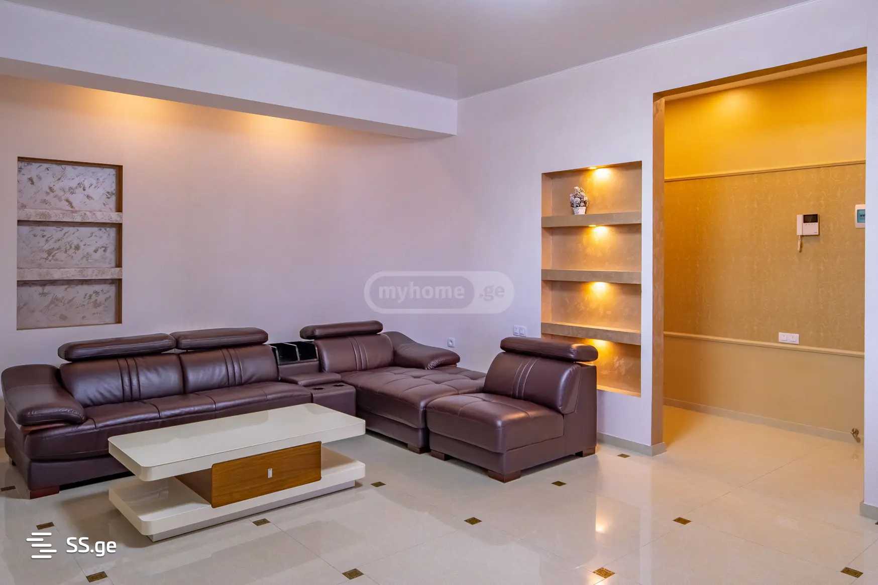 chovelidze st. 8 - 5 rooms