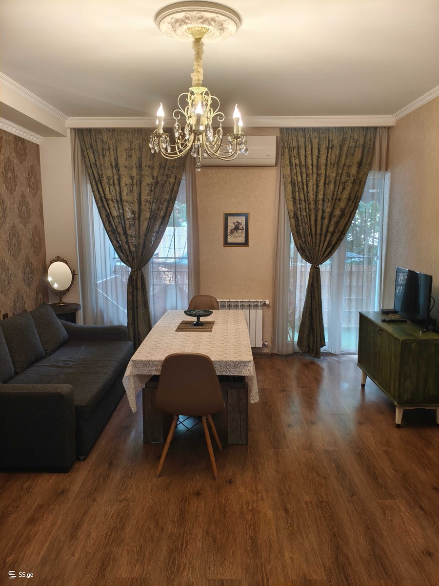 cinamdzgrishvili st. 34 - 2 rooms
