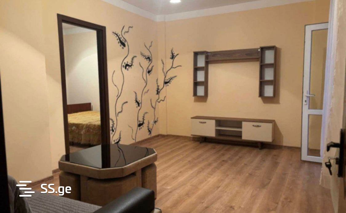 53 - 3 rooms