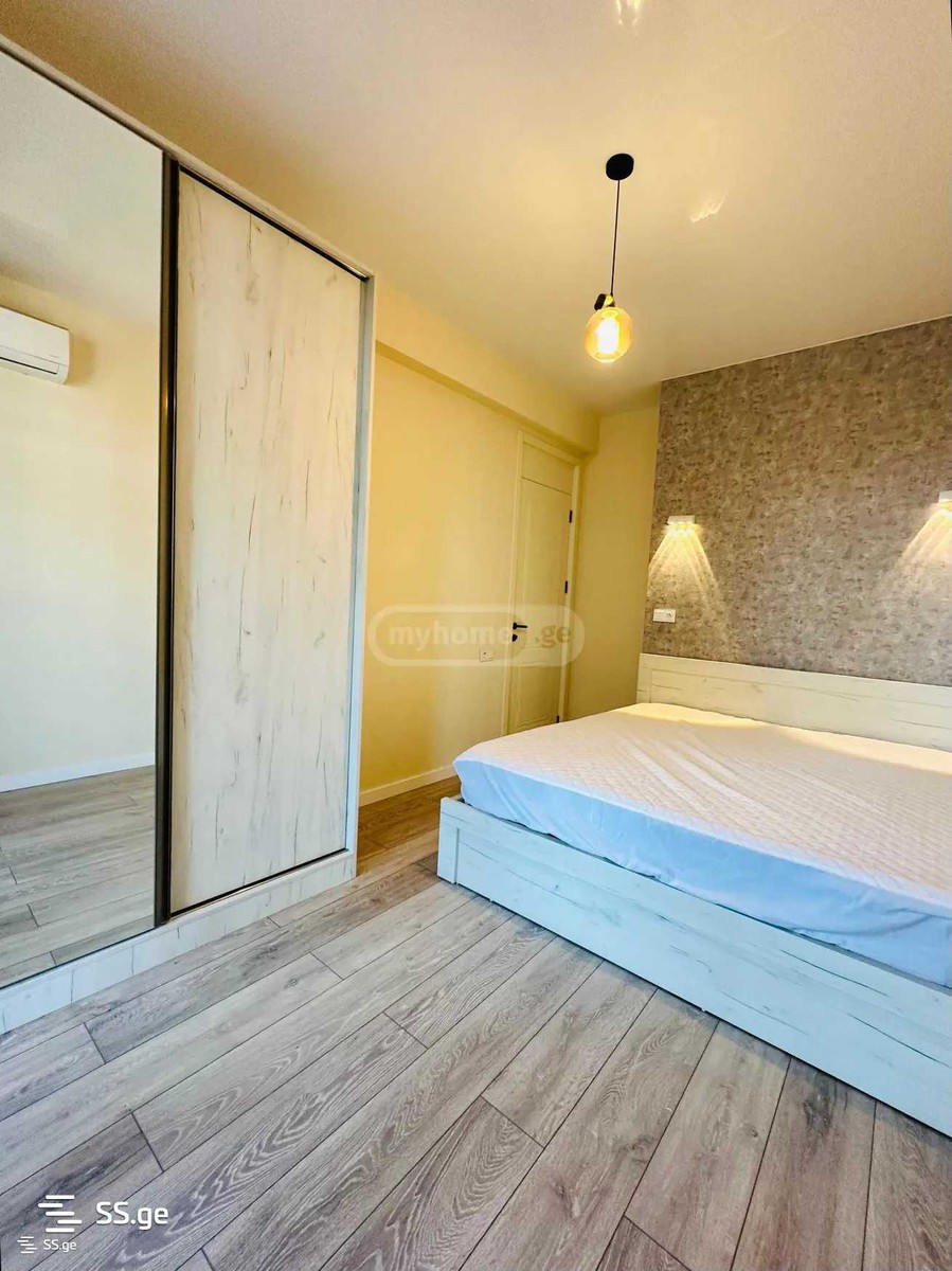 navtlugi st. - 3 rooms