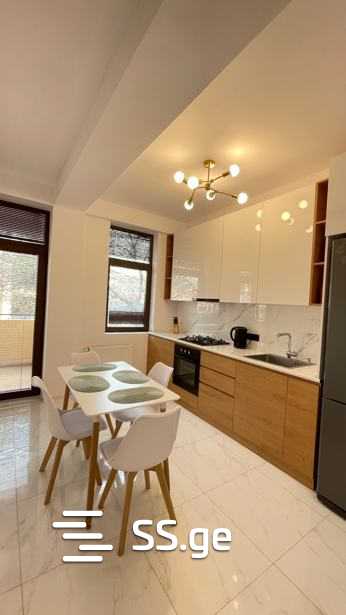 poti st. - 4 rooms