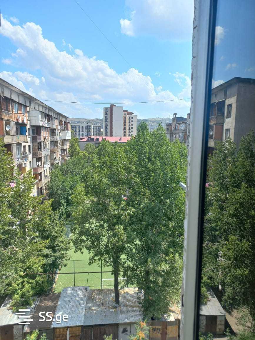 a.wereTlis avenue მე-12კორპუსი - 1 rooms