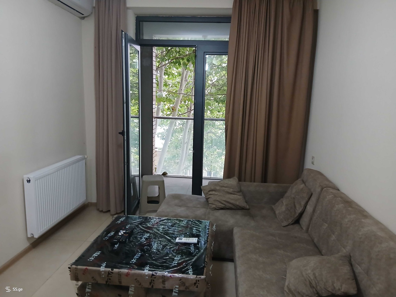 zestaponi st. - 2 rooms