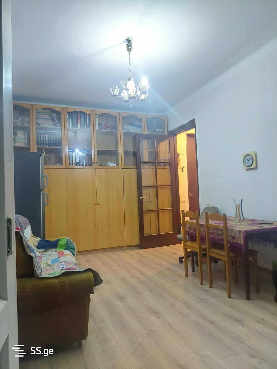 Kazbegi avenue 19 - 2 rooms