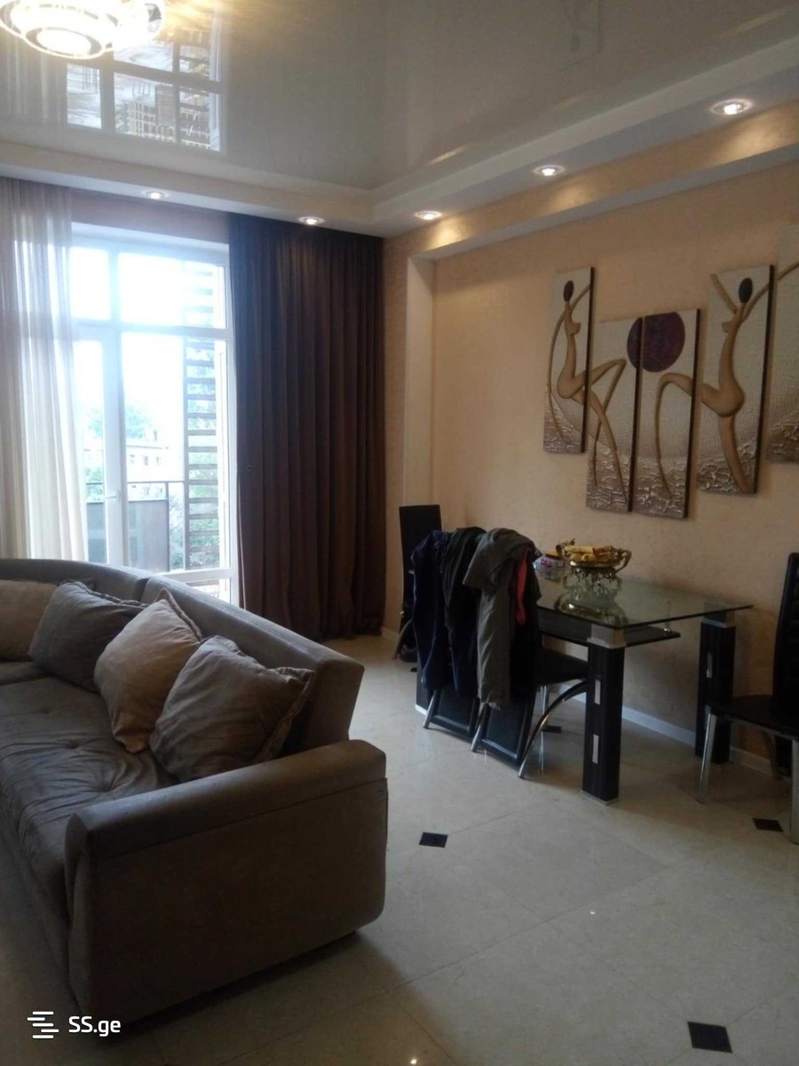 chkondideli st. 20 - 3 rooms