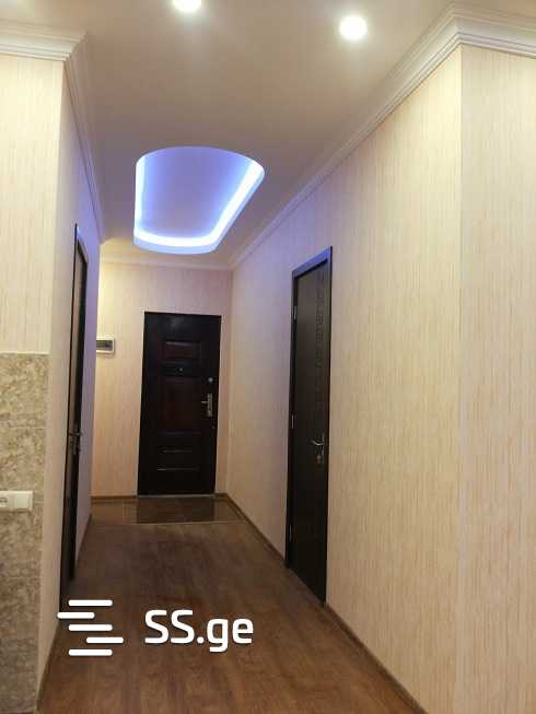 24 - 3 rooms