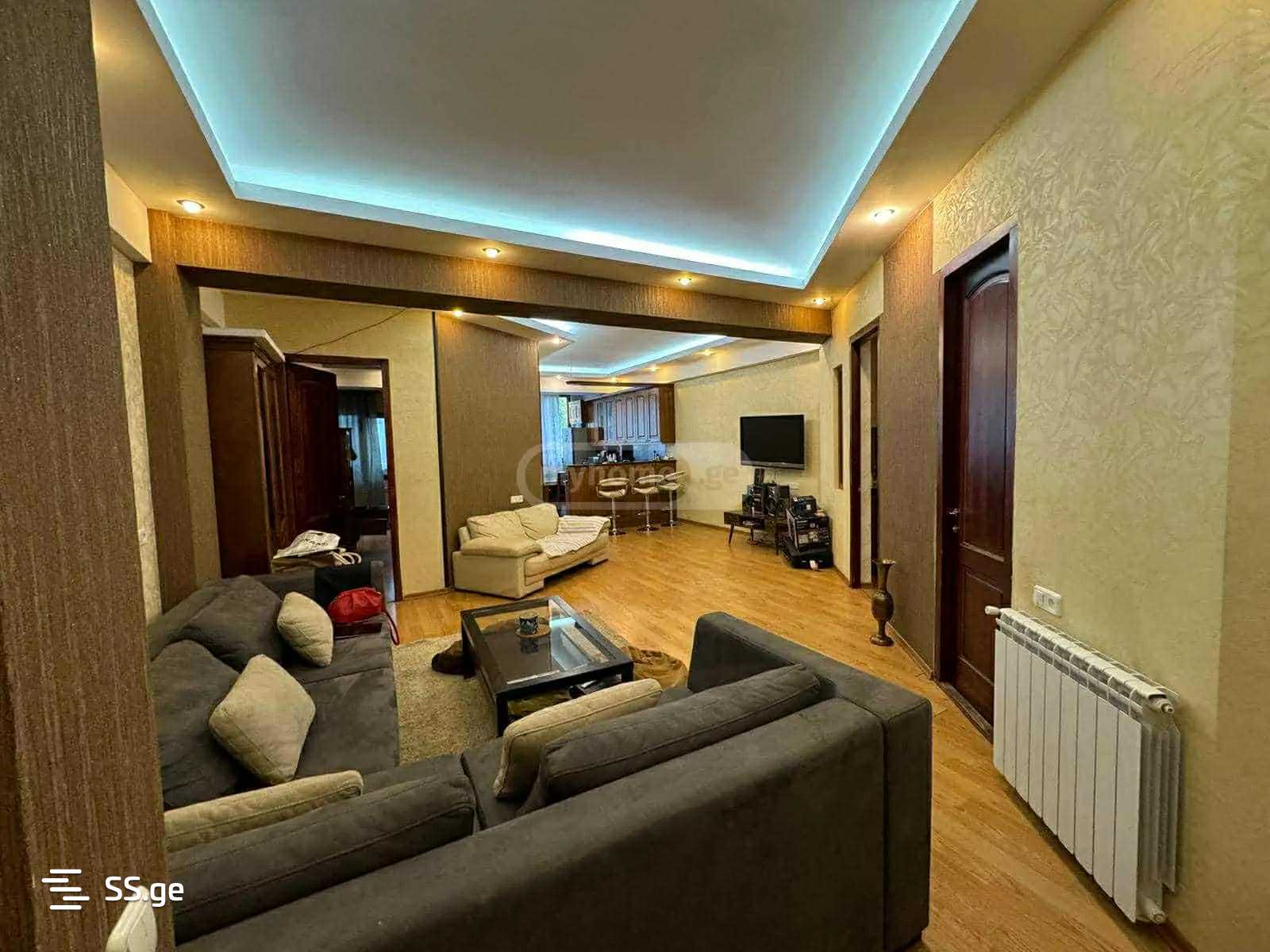 O.Lortkipanidze st. - 3 rooms
