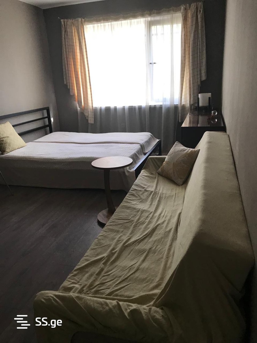 tsulukidze st. 4 - 1 rooms