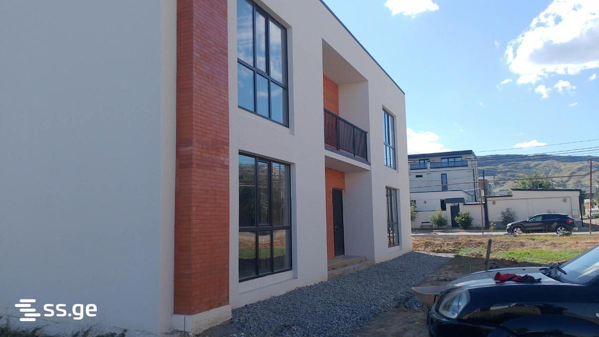 Khataeti st. 184 - 6 rooms