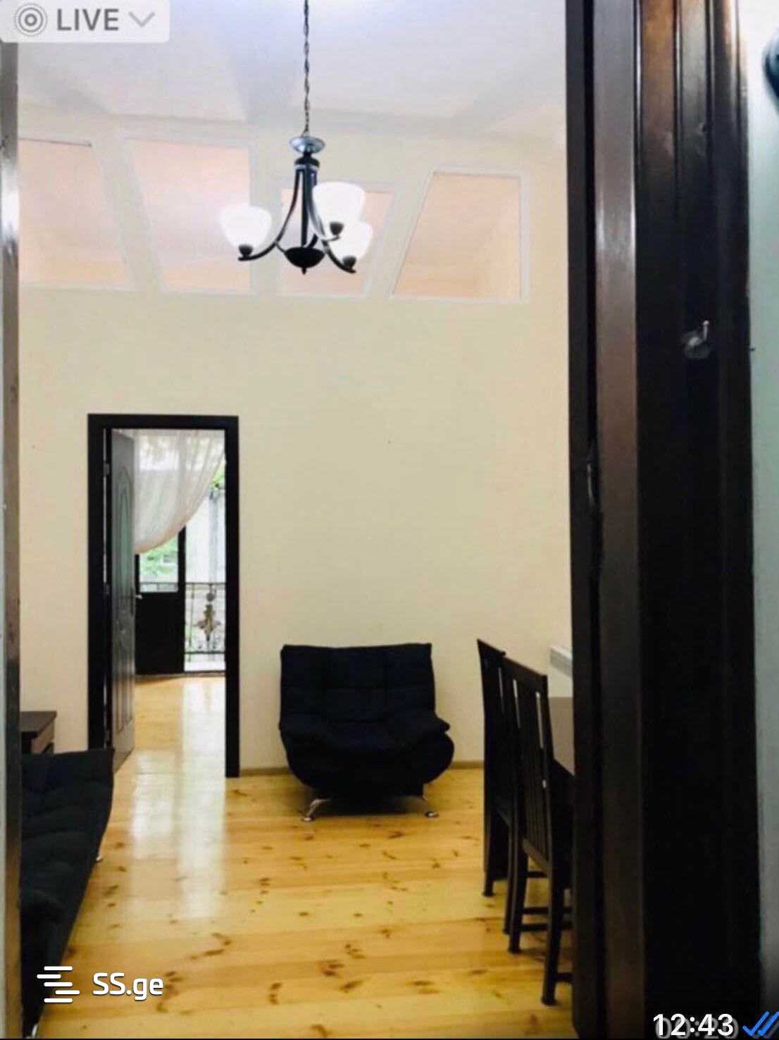 leonidze st. 8 - 2 rooms