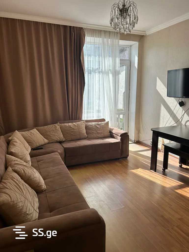 1 - 2 rooms