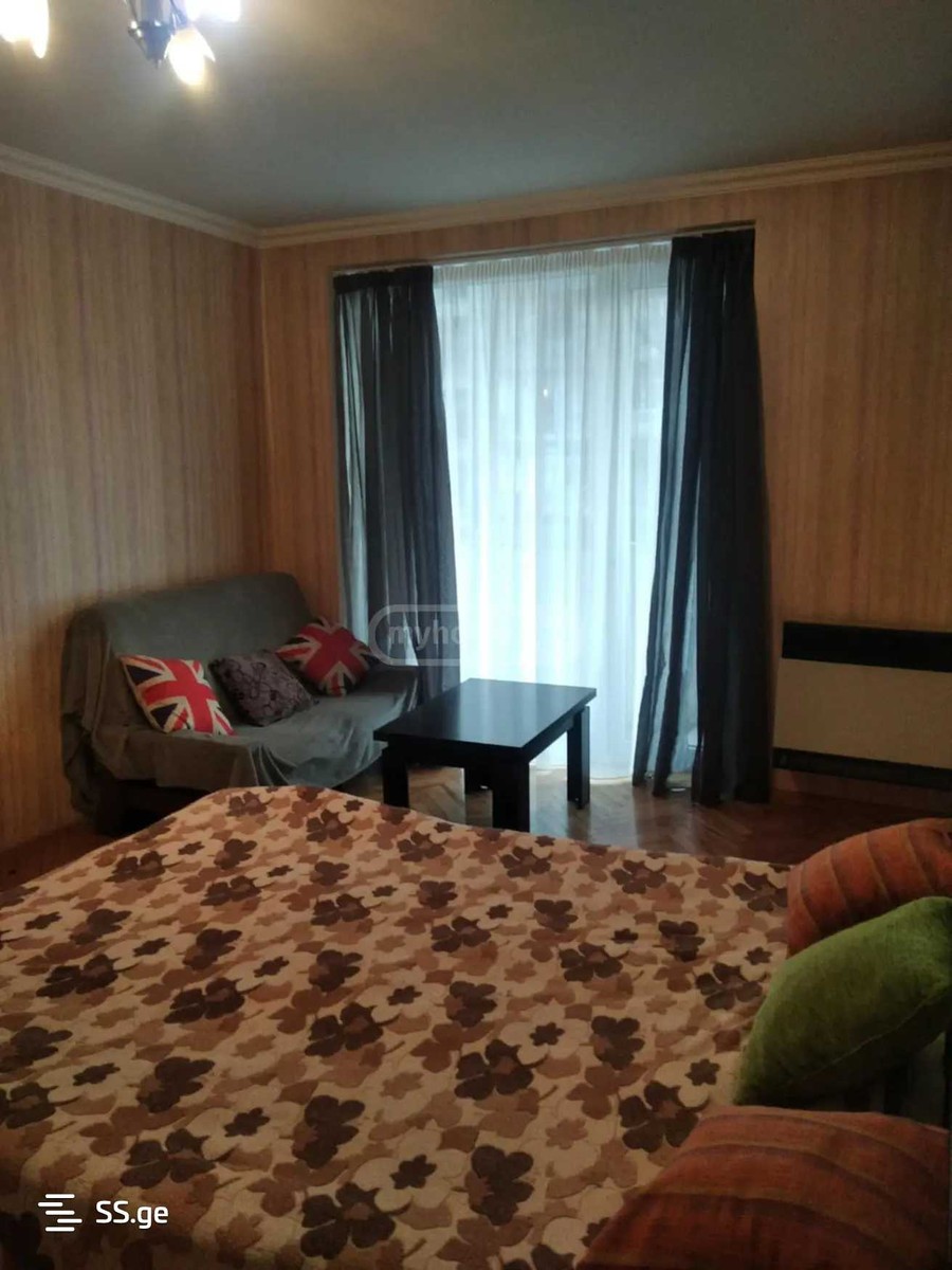 pekini st. 16 - 1 rooms