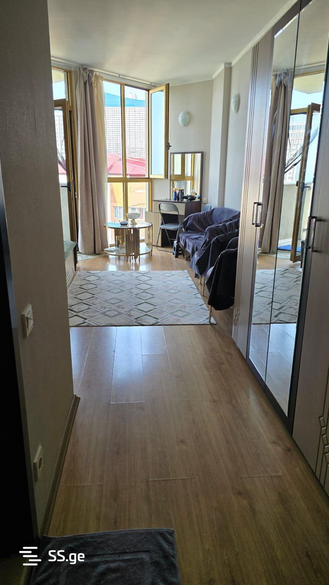 4 - 1 rooms