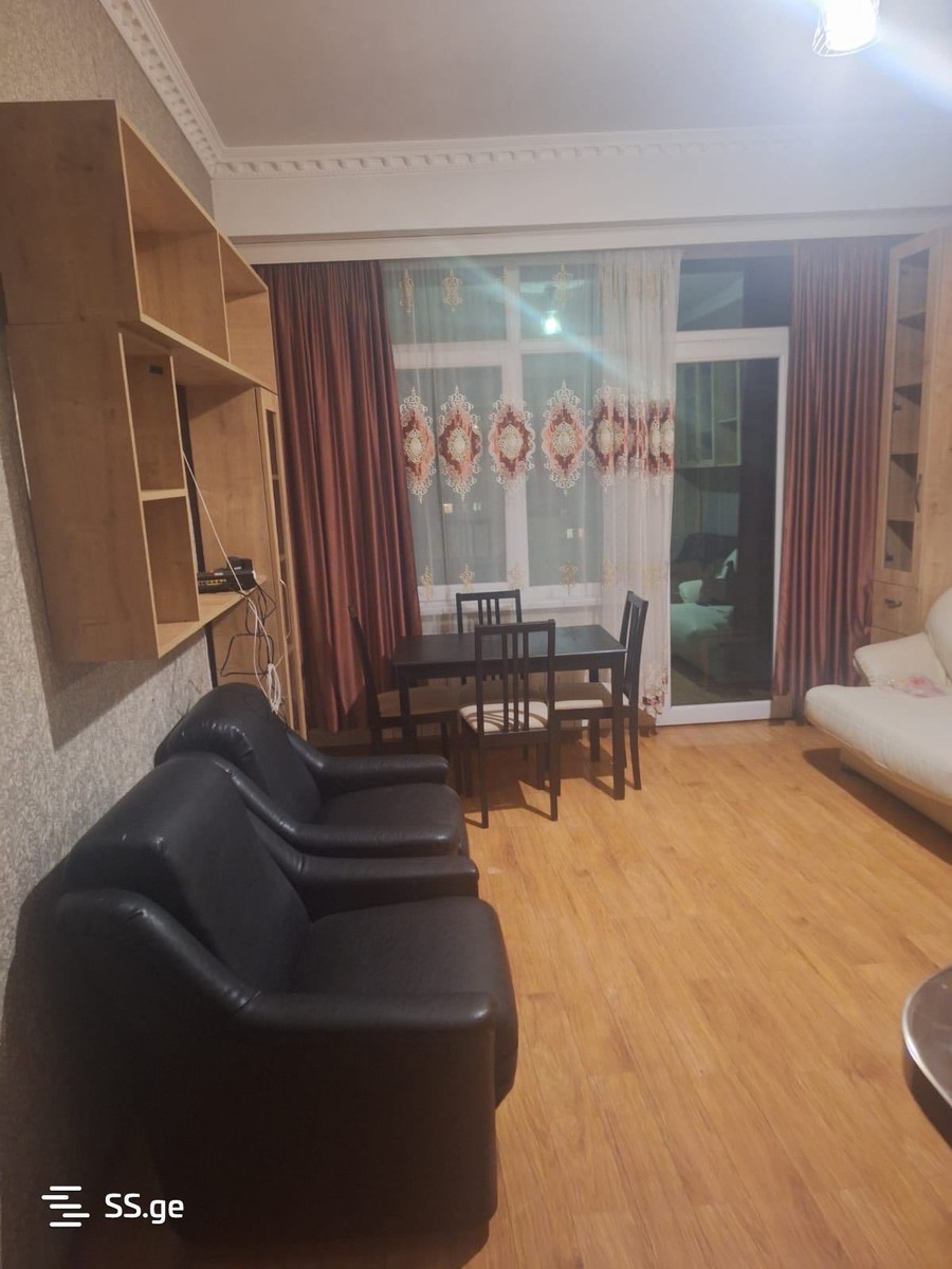 godziashvili st. 4 - 2 rooms