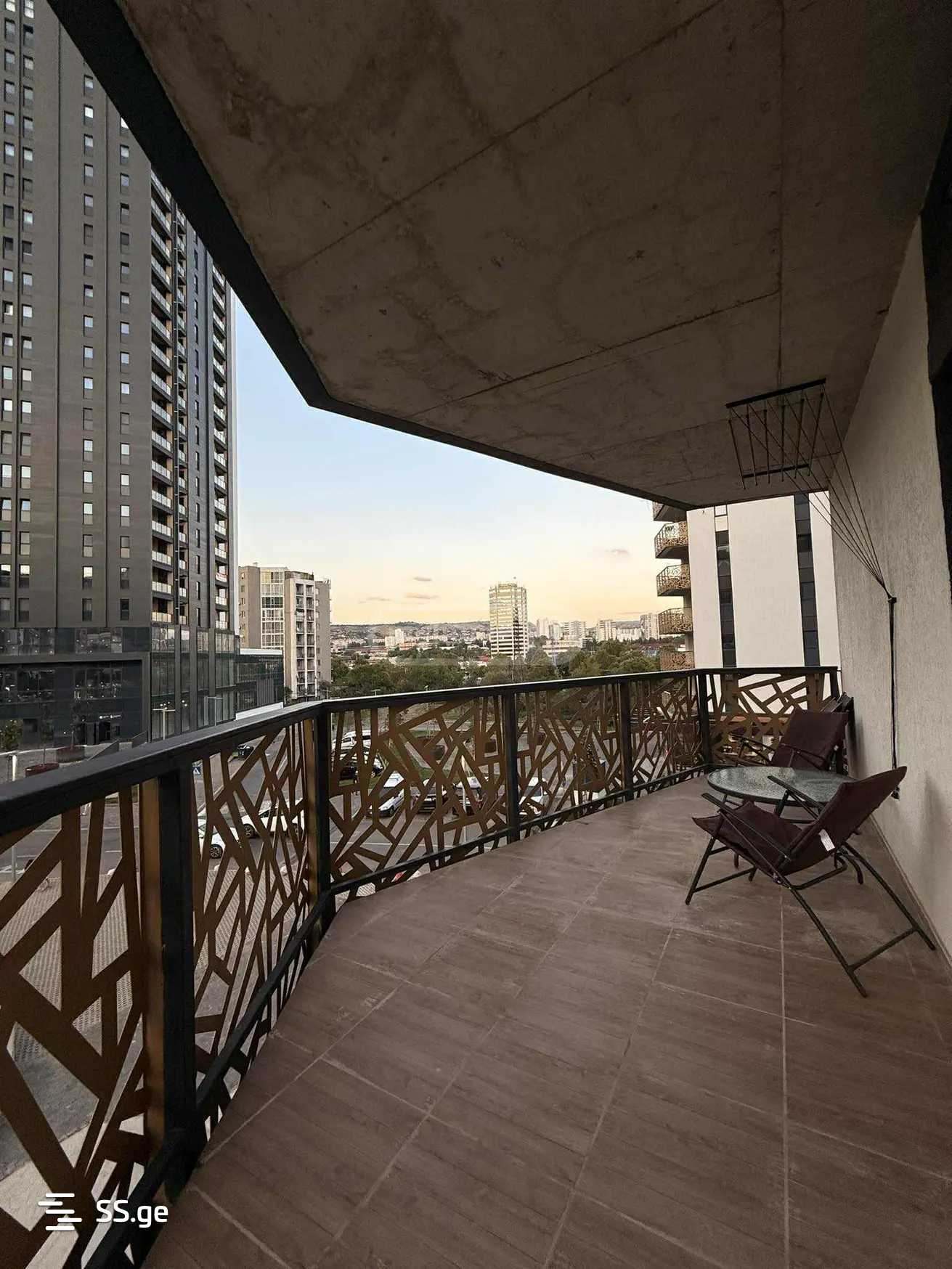 Marshal Archil Gelovani Ave. - 4 rooms