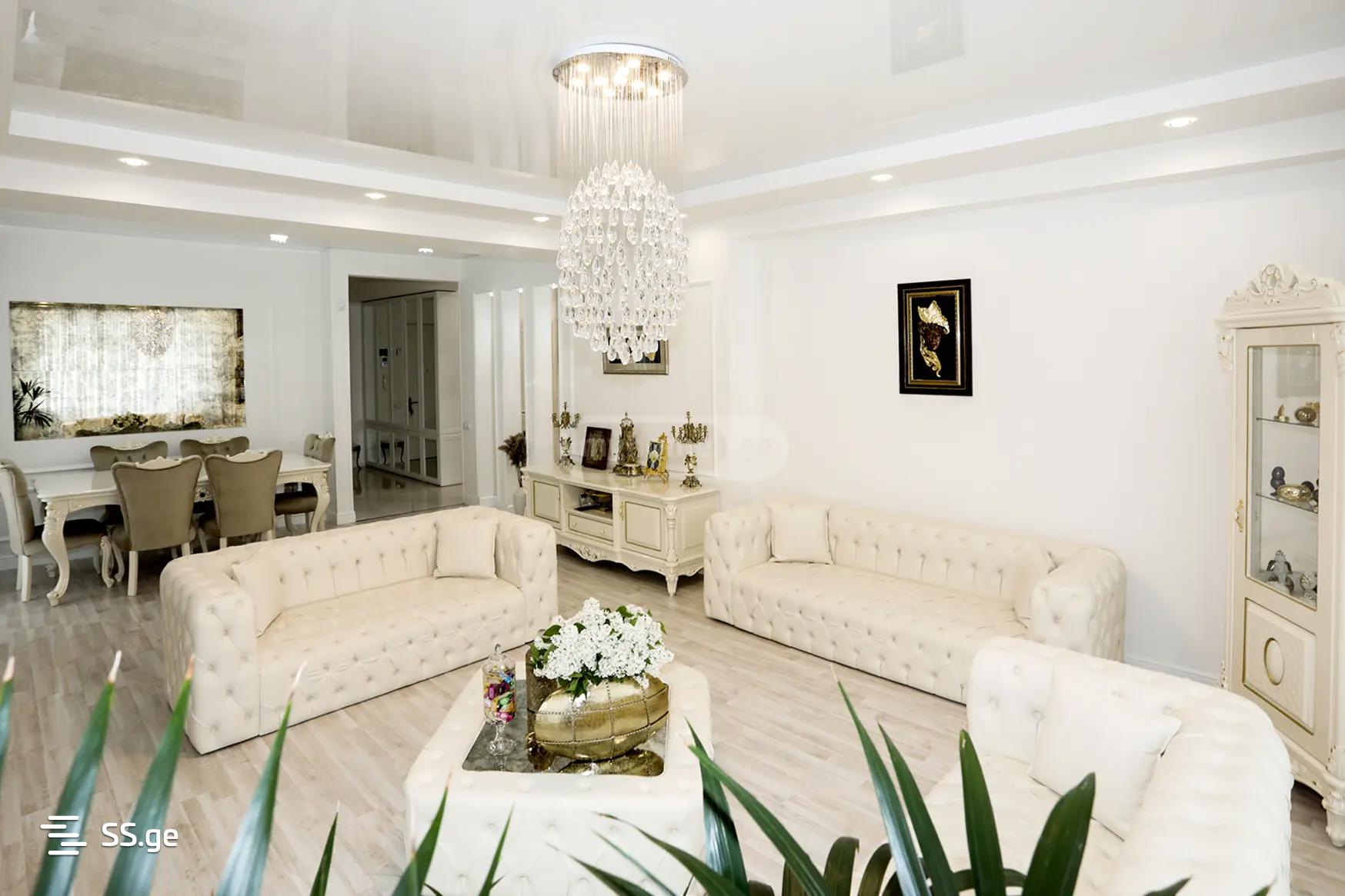 Kazbegi avenue 46 - 5 rooms