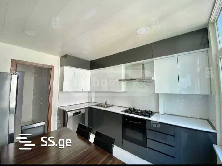 bakhtrioni st. - 5 rooms