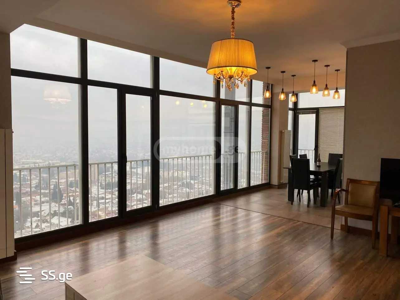 makashvili rise - 3 rooms
