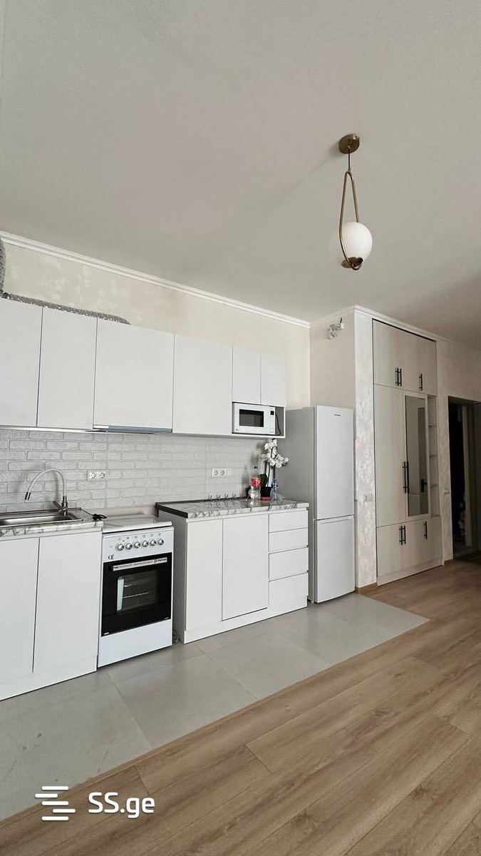 gogebashvili st. 19/36 - 3 rooms