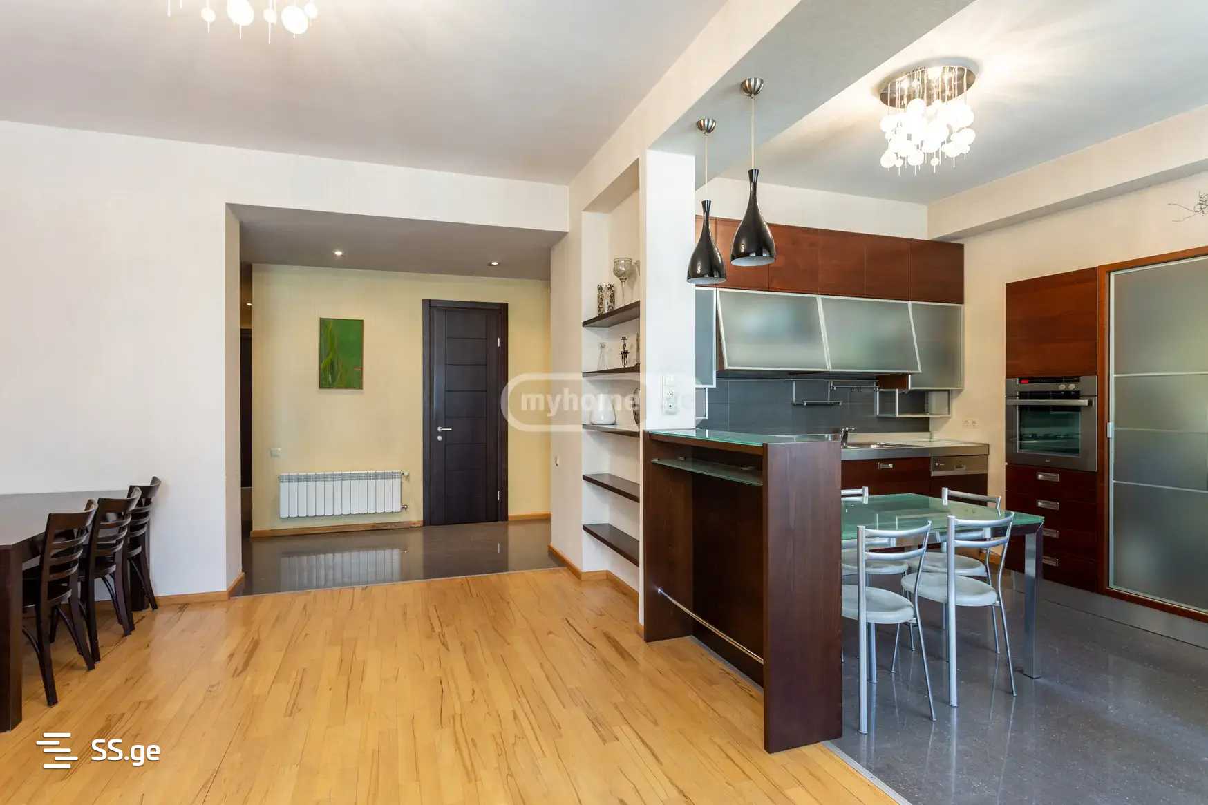 bakhtrioni st. - 5 rooms