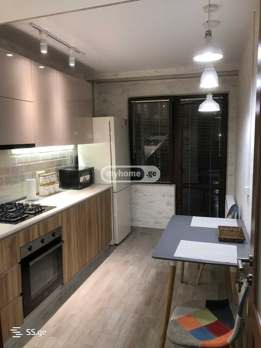 vaja pshavela III turn - 3 rooms