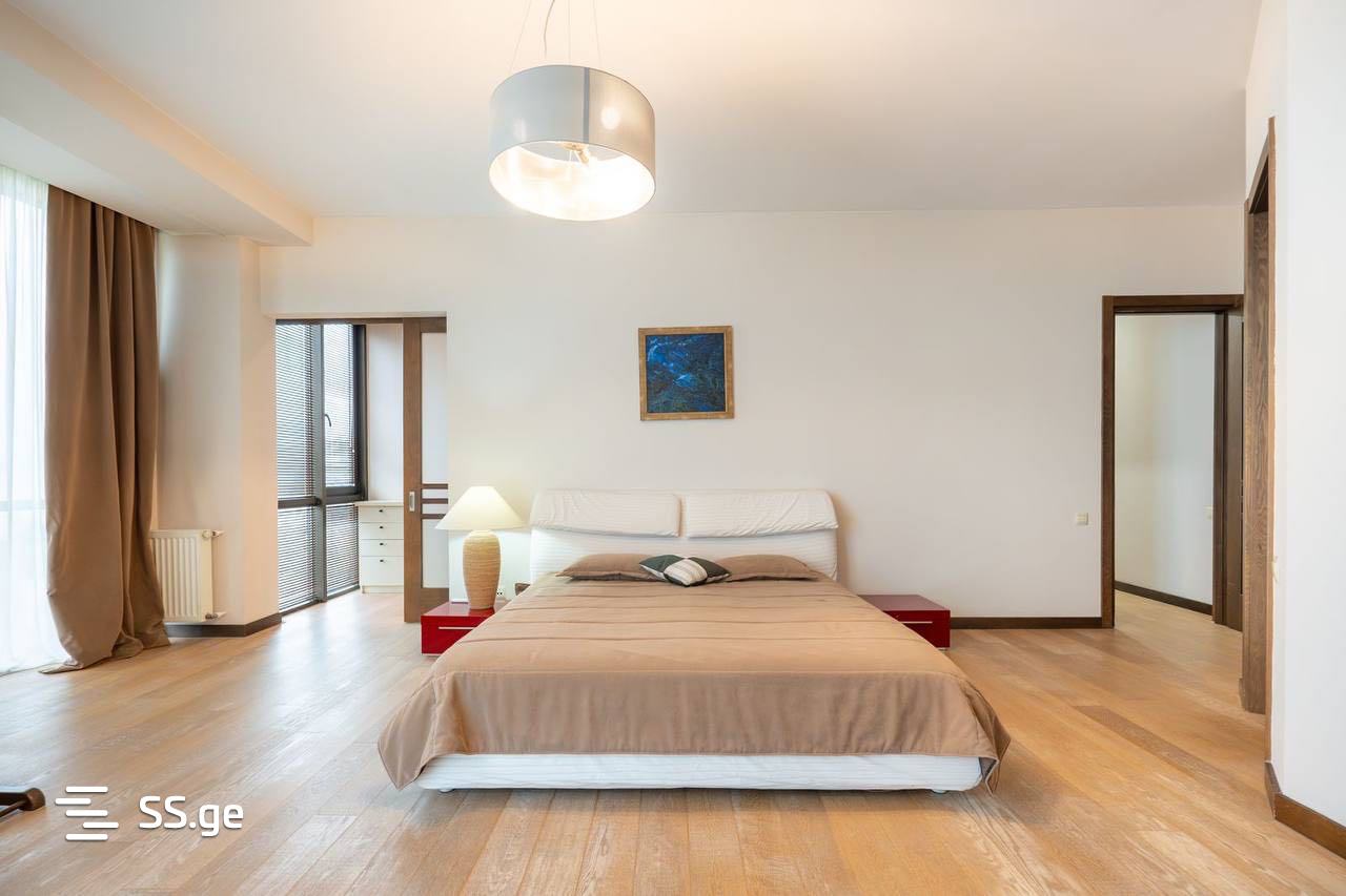 i. chavchavadze avenue - 5 rooms