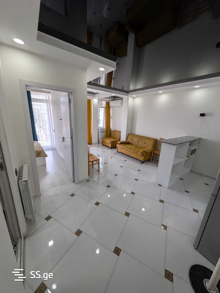 Sh. Rustaveli Ave. 10 - 2 rooms