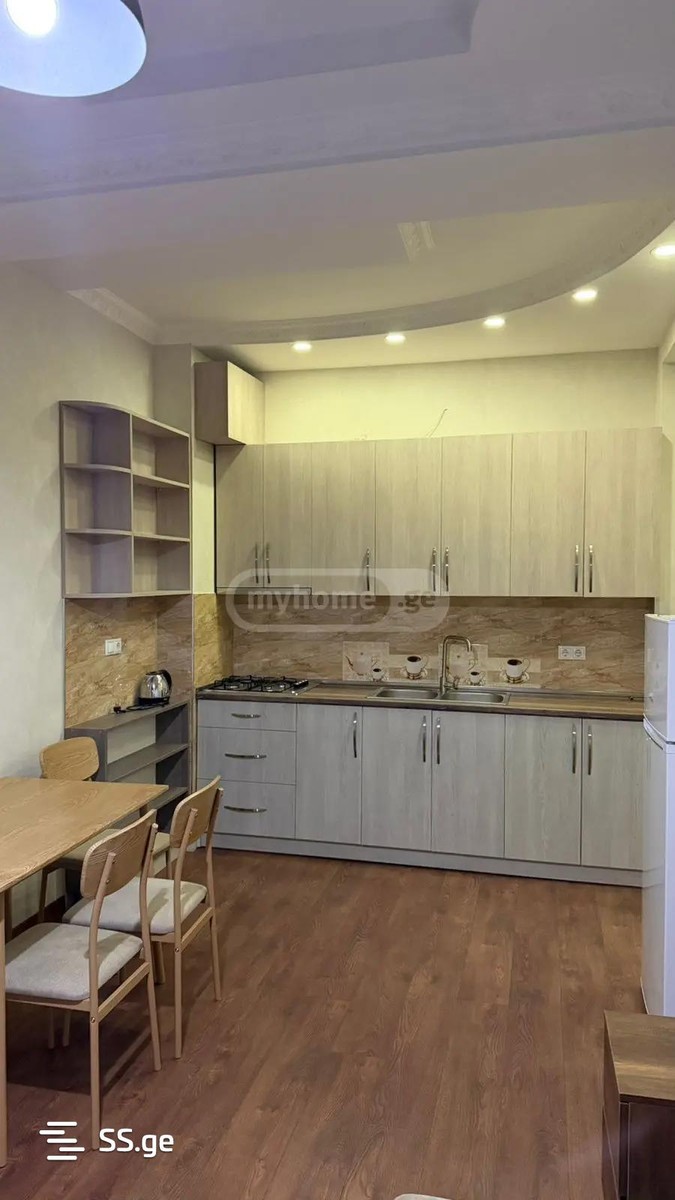 a.wereTlis avenue - 3 rooms