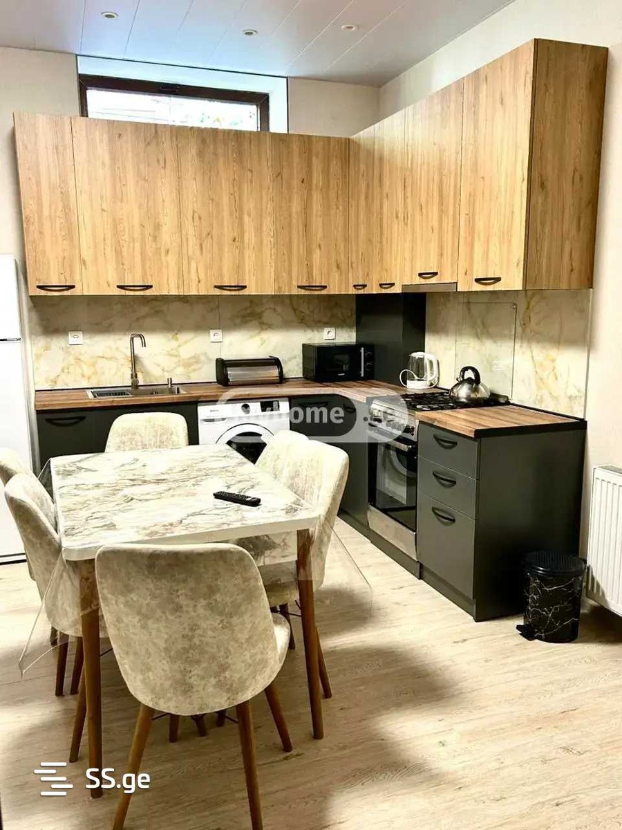 v. kakabadze st. - 5 rooms