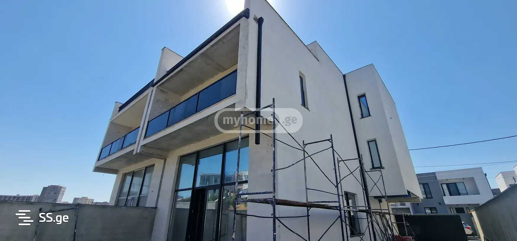 Marko polo st. - 6 rooms