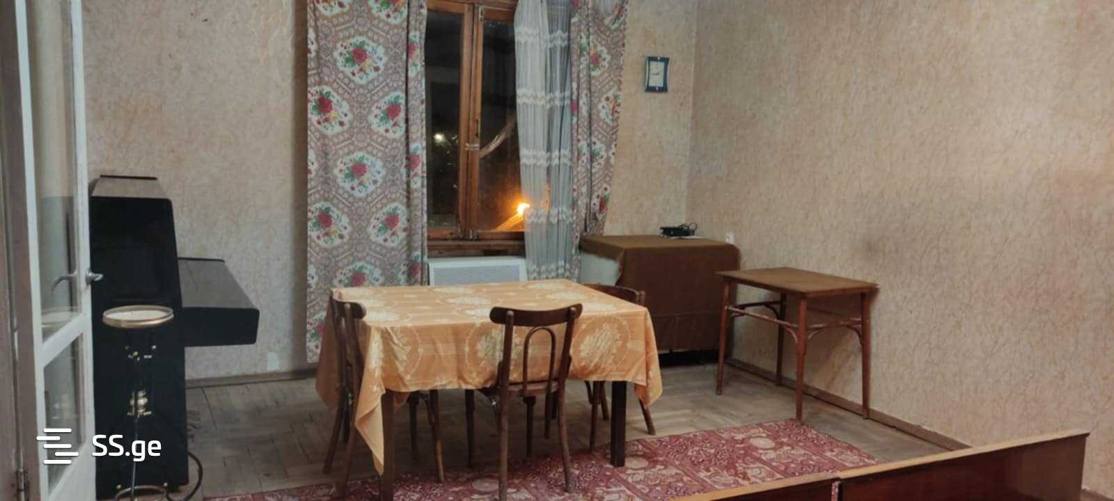 IV Microdistrict - Vazisubani 4მკ 1კვ კპ4 - 2 rooms