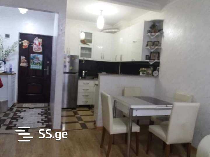 8a - 3 rooms