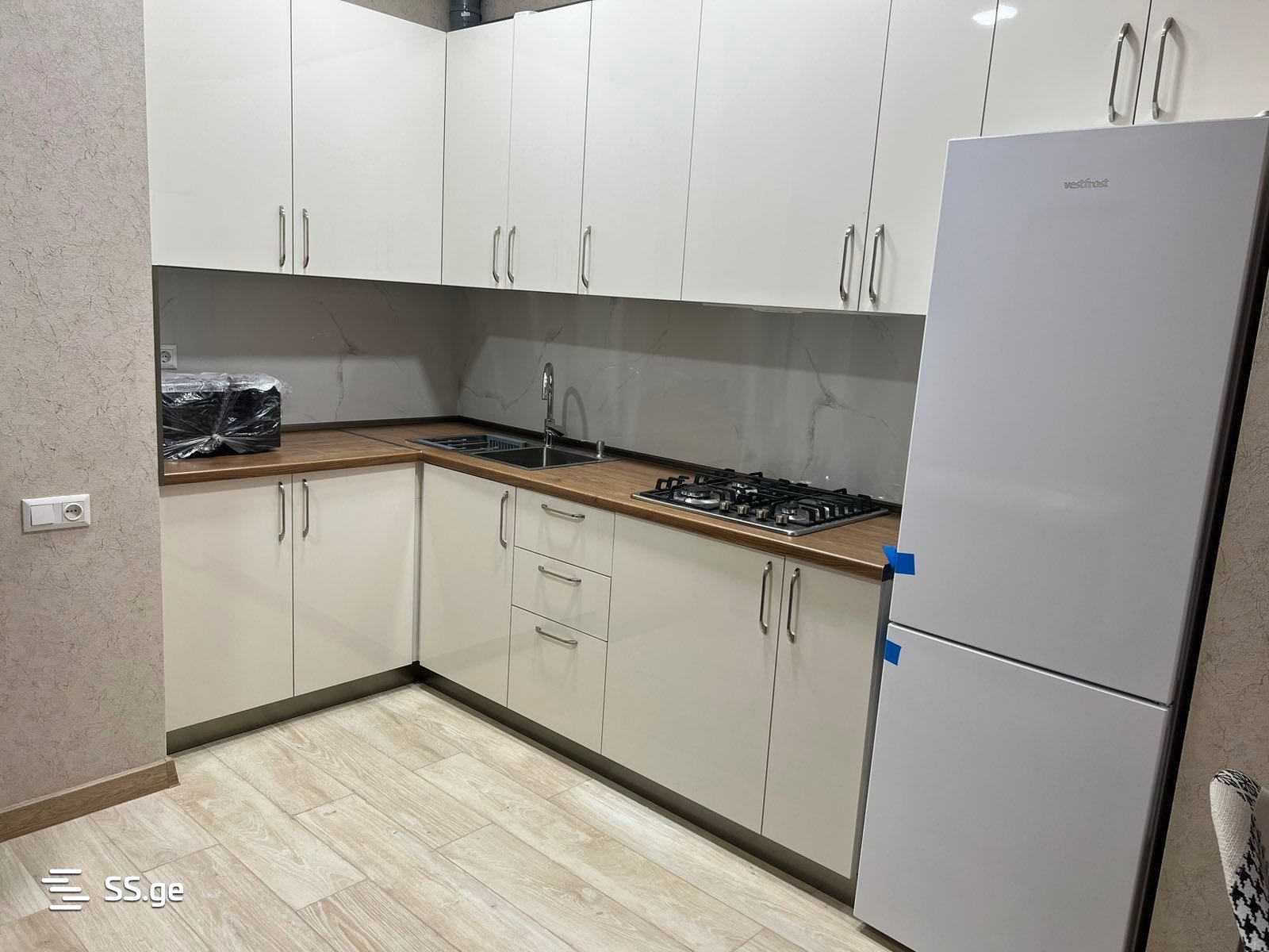 Azmaifarashvili st. 41 - 3 rooms